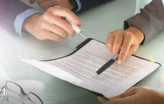Personas trabajando...